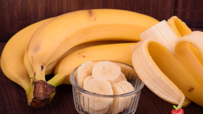 banana smoothie foodformyhealth.com