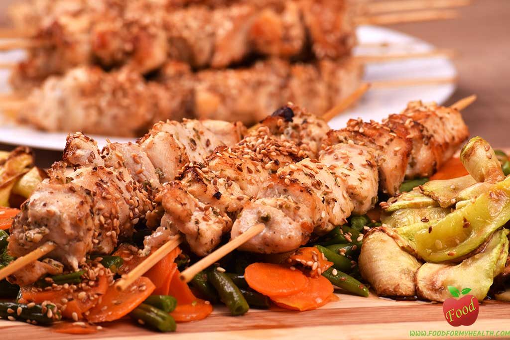 Chicken kebab with sesame