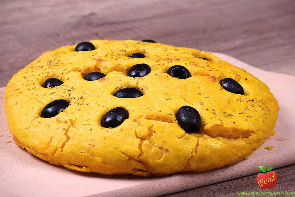 Pumpkin bread with olives