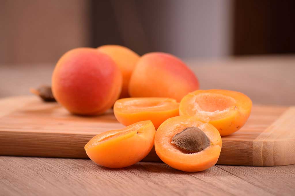 10 Amazing Health Benefits of apricots