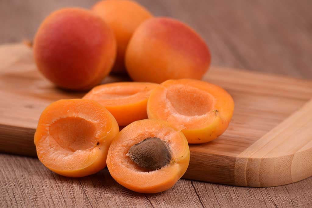 10 Amazing Health Benefits of apricots