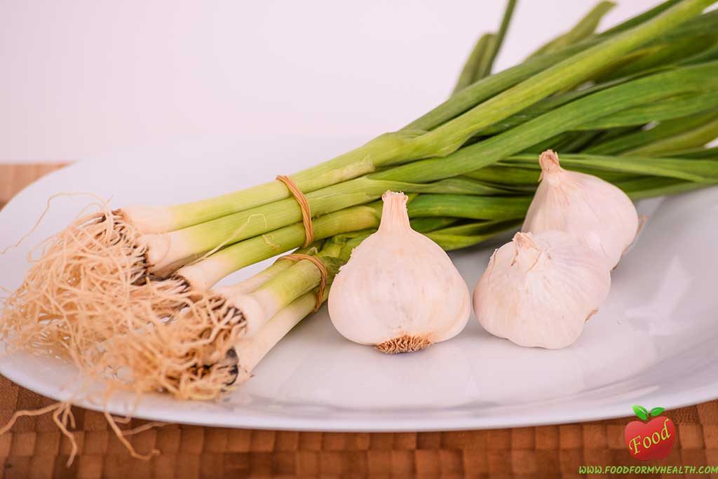 Garlic and fresh garlic